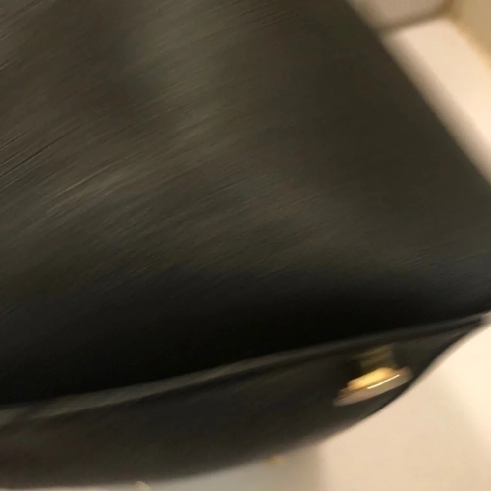 Michael kors black two way zipper bag satchel